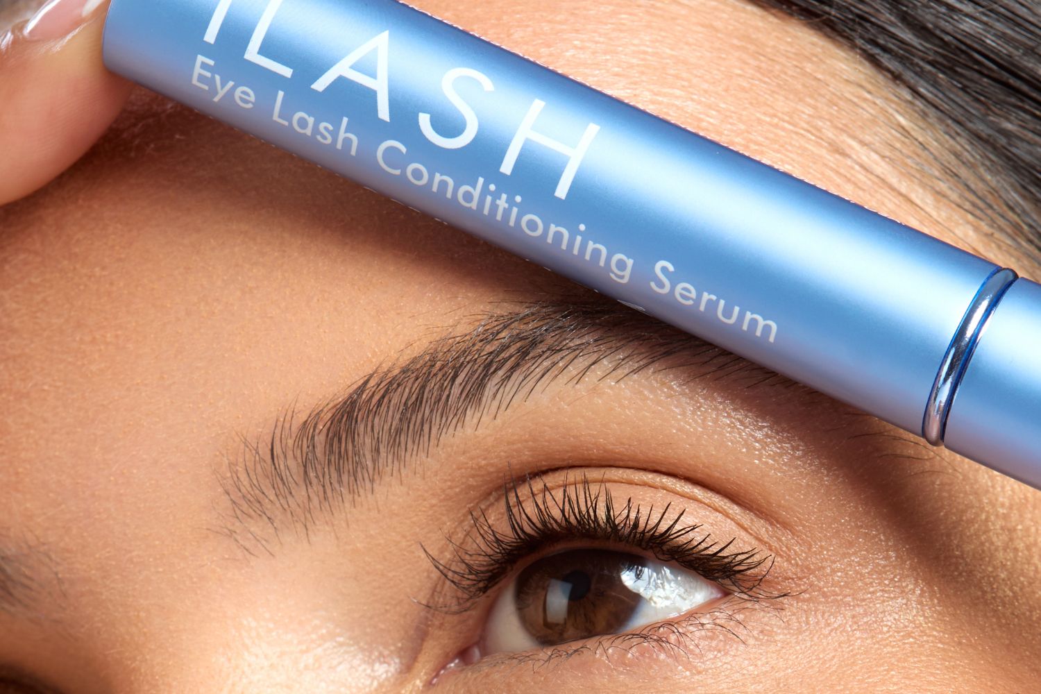 Peptide Lash Serum: What Do Peptides Do for Eyelashes?